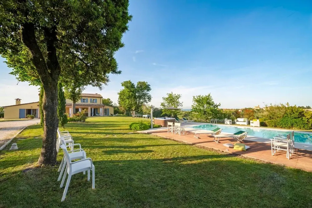 Villa Elettra 12&2 by Marche Holiday Villas