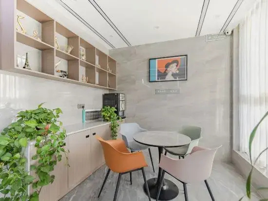 City 118 Select Hotel (Linyihe Dongwuyue Plaza Branch)