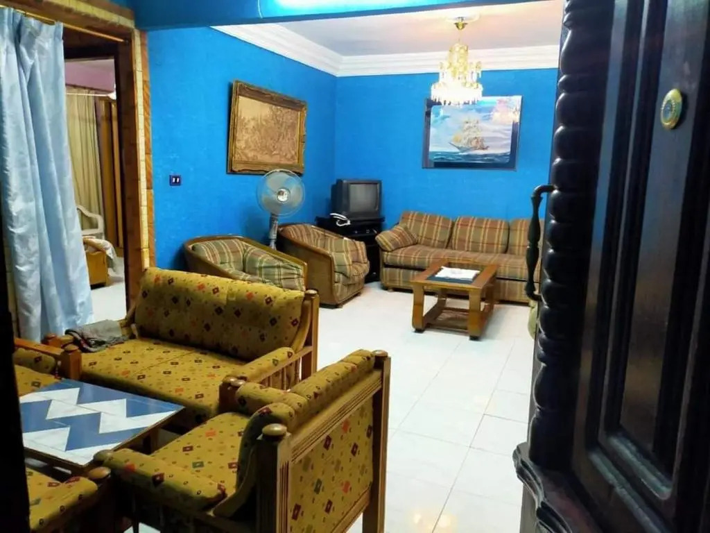 apartment 45 St.
