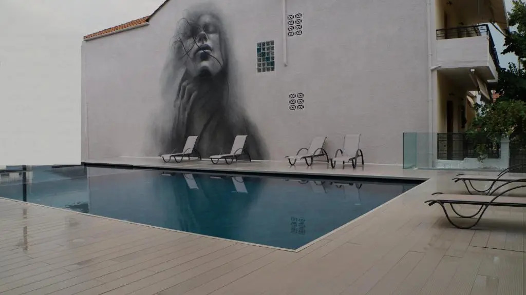 Essence Hotel