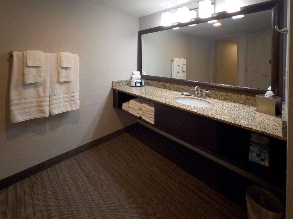 Branson Hillside Hotel