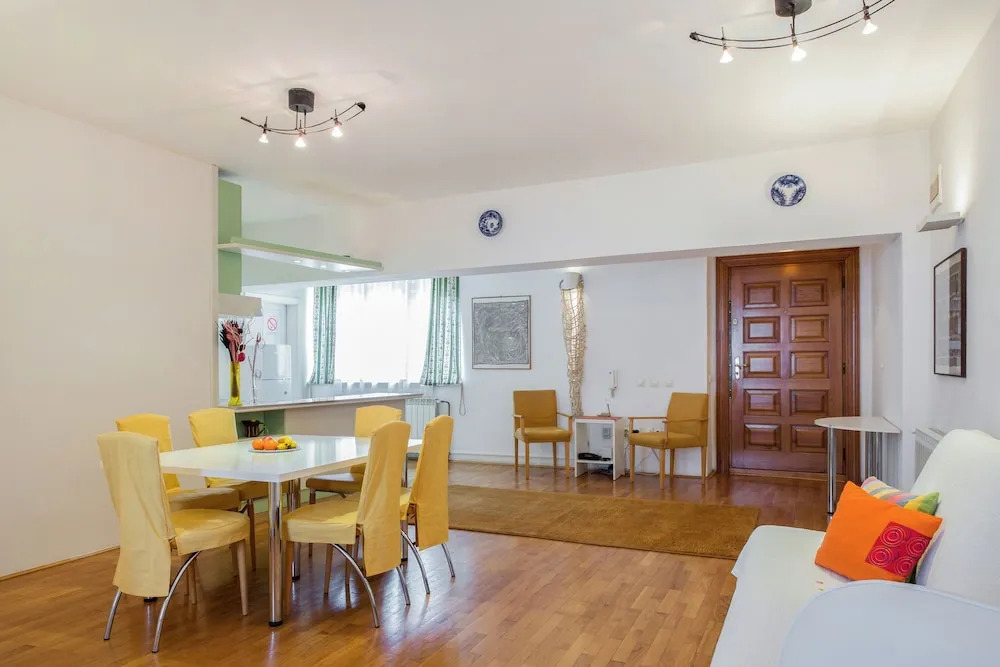 Terazije Apartment with Huge Terrace