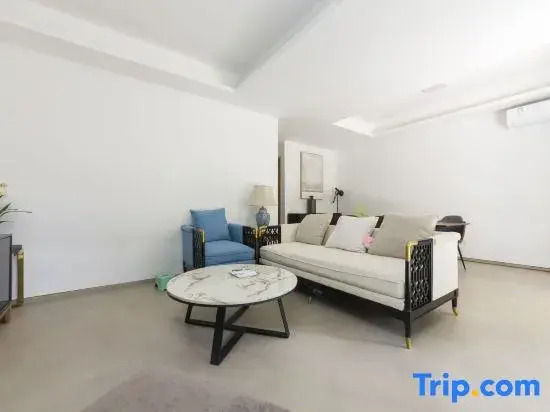Wenchang Haishitan B & B