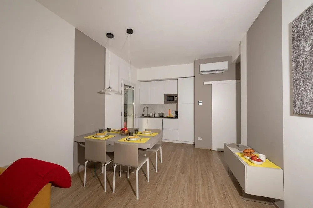 The View-wind Design apt With Terrace Lake View