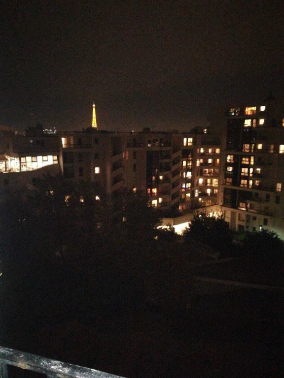 Apartment for 4 Persons View on the Eiffel Tower