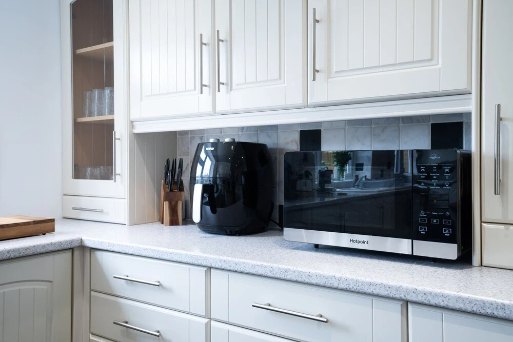 Norfolk Luxe Beach House Sleeps 8 Dog Friendly