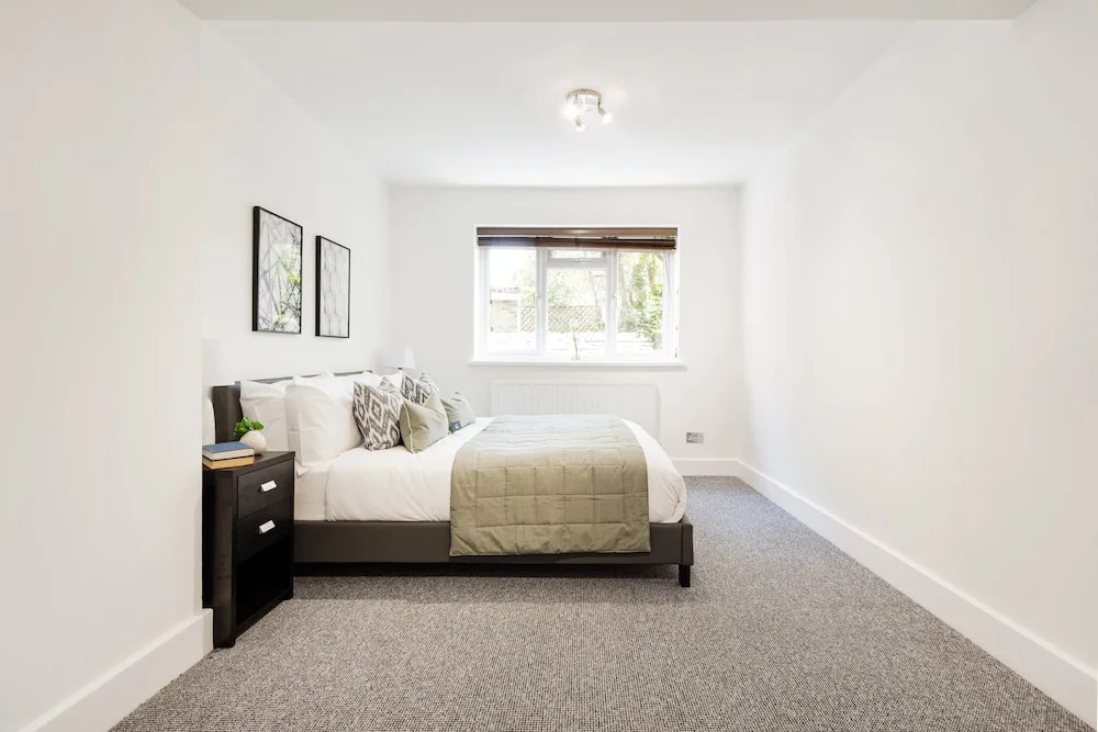 Modern Kensal Green Apartment