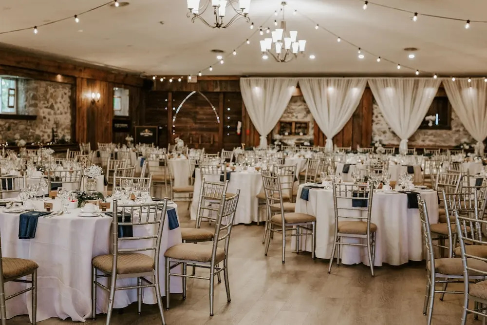 Hessenland Inn & Schatz Winery