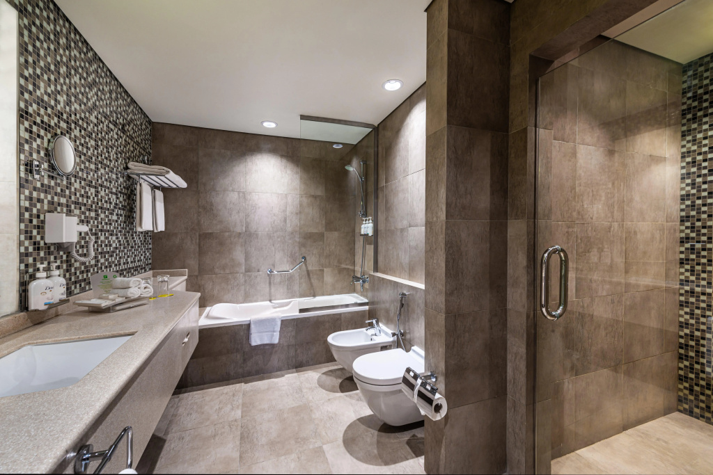 Holiday Inn Riyadh Al Qasr by IHG