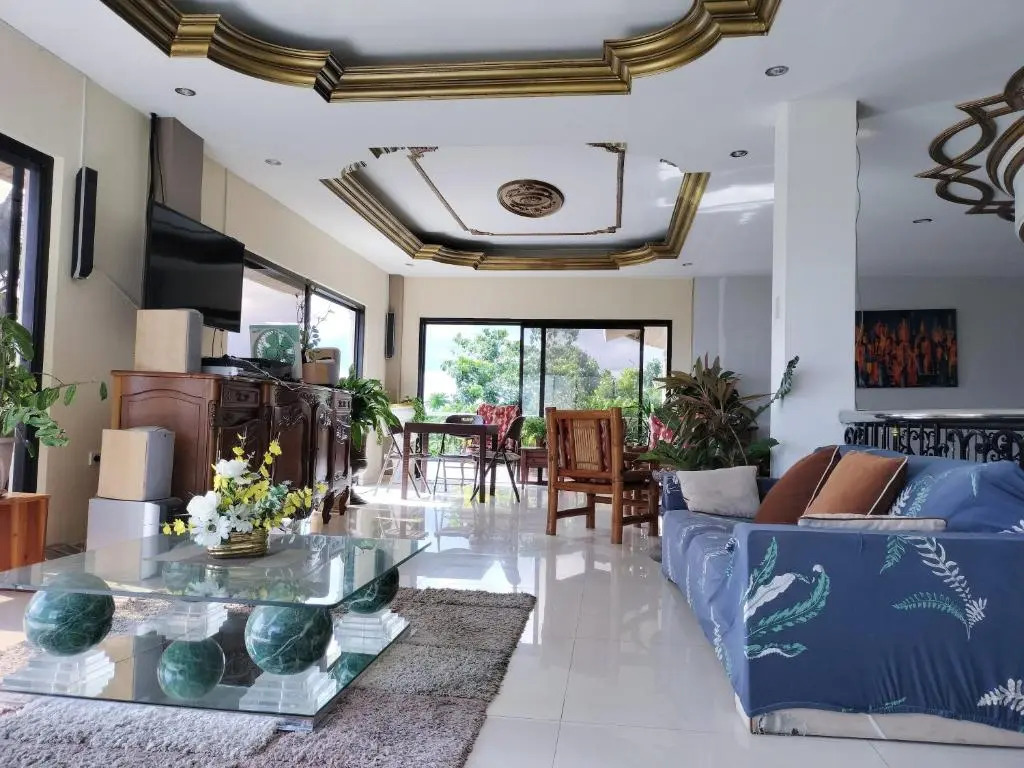 Lina Verano Guest House