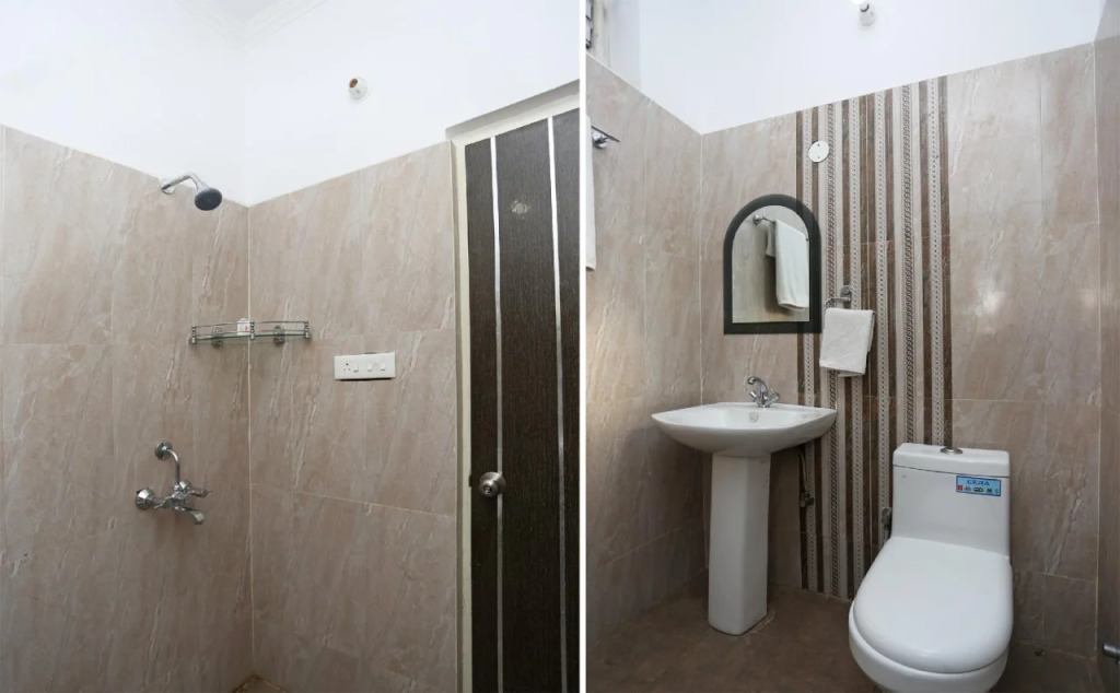 Hotel Risha by OYO