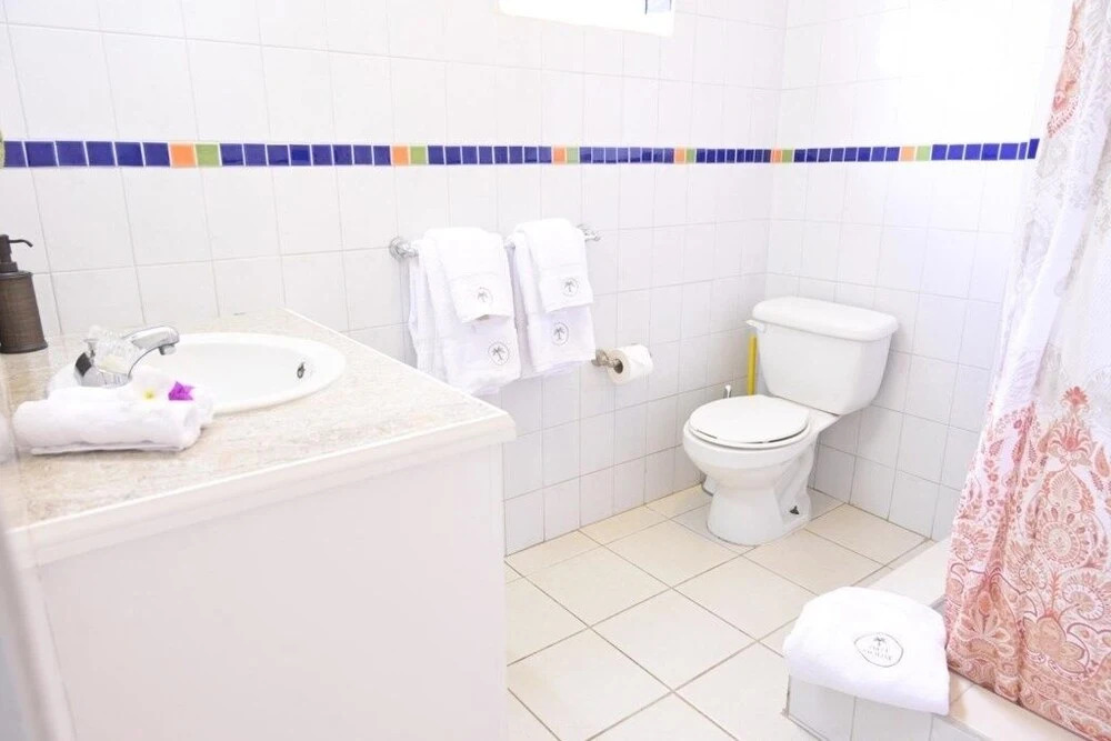 Two Bedroom Villa with Private Pool Near to Beaches - Date House 2 Villa by RedAwning