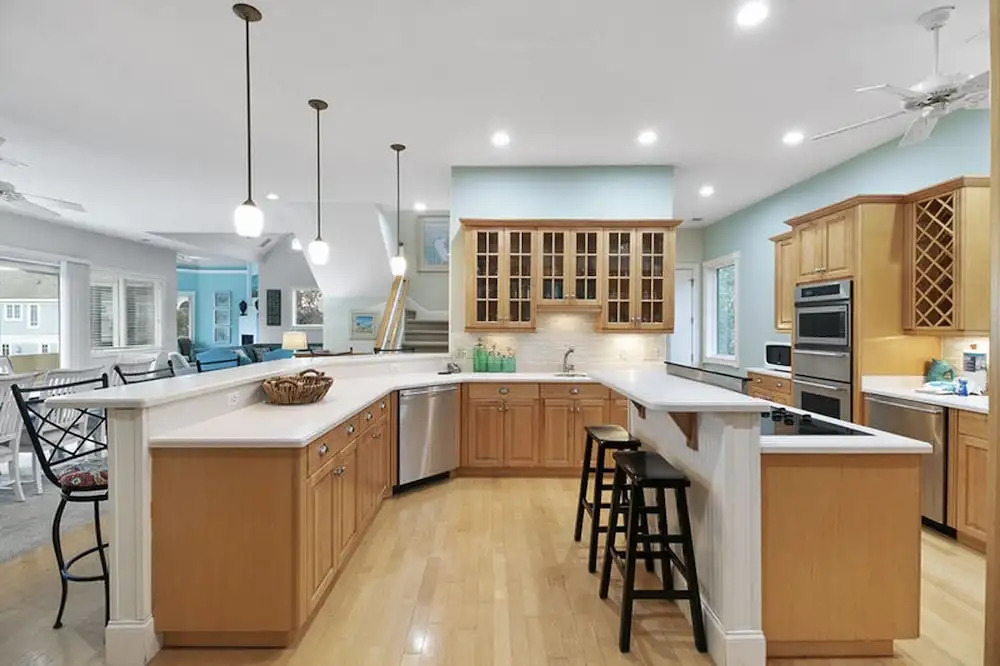 Pura Vida by Five Star Properties