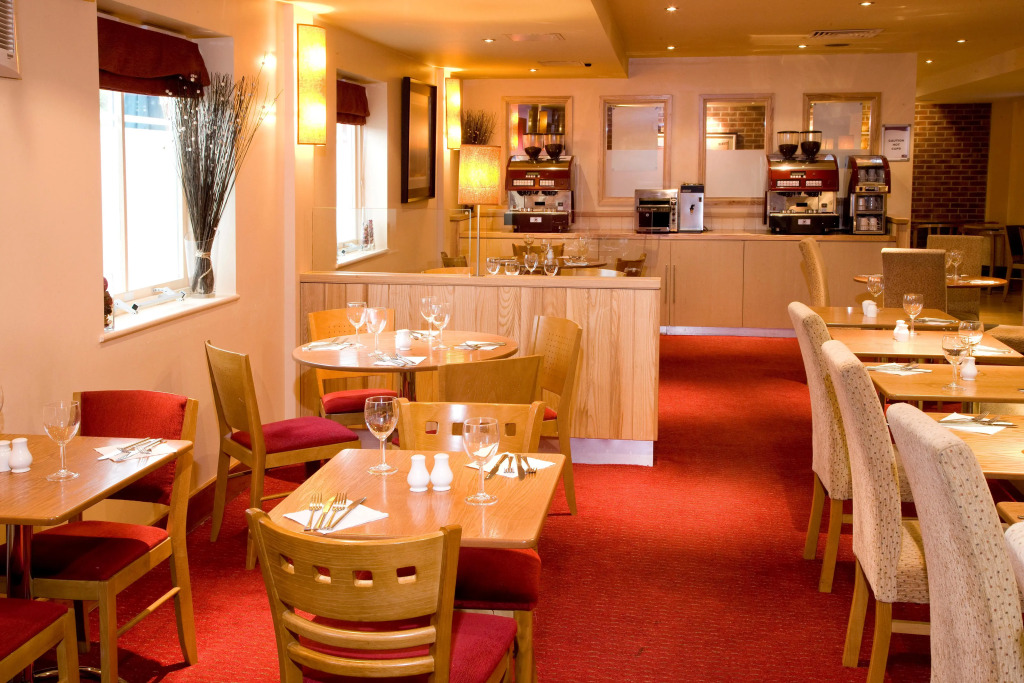 Premier Inn Heathrow Airport - M4/J4