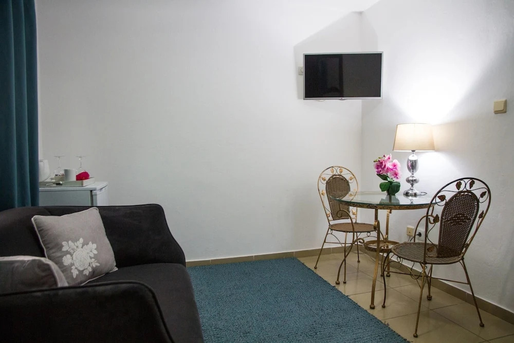 Hotel Residencial Luxan