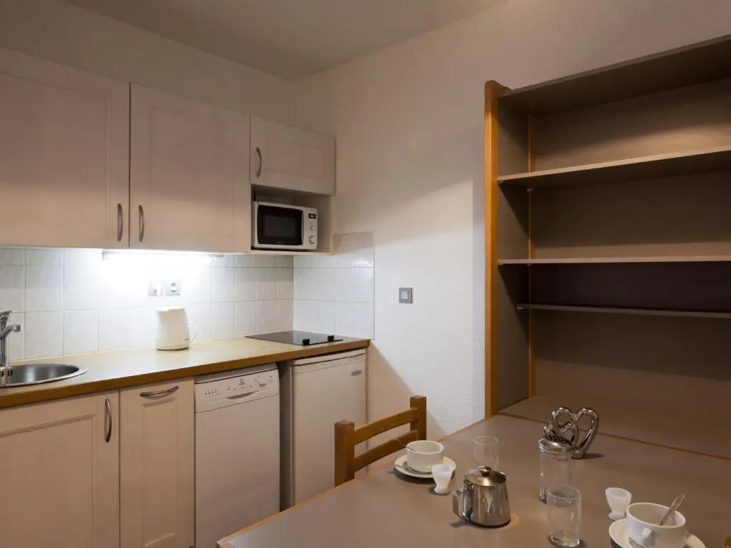 Appartement Brides-les-Bains, 1 pièce, 2 personnes - FR-1-512-97