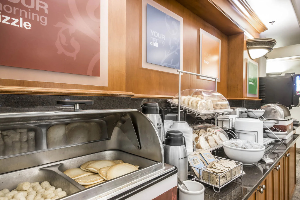 Comfort Inn & Suites
