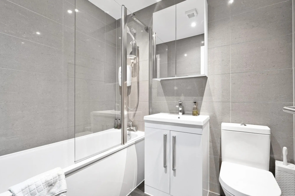 London Heathrow Living Serviced Apartments - Apt 3