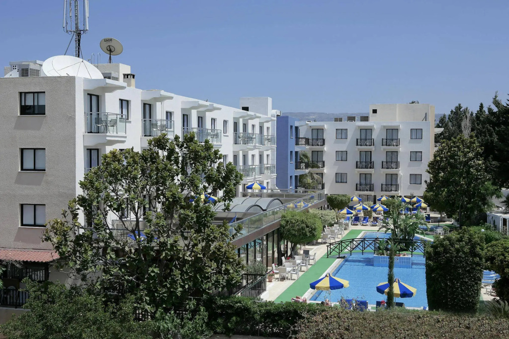 Anemi Hotel & Suites