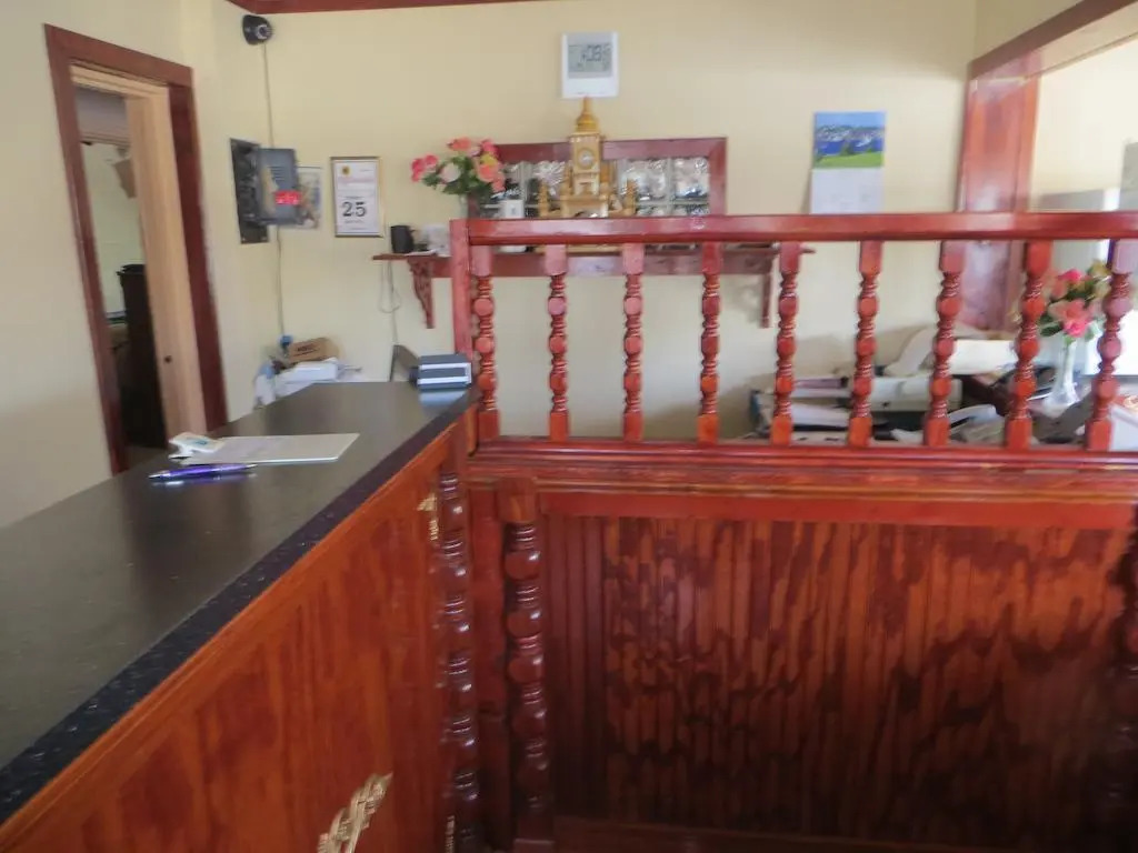 Economy Inn