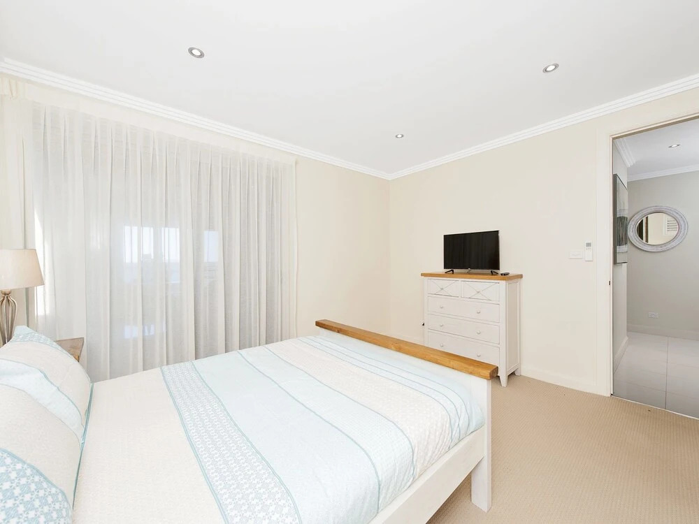 Soldiers Point Road, 2, 163, Seaside Splendour