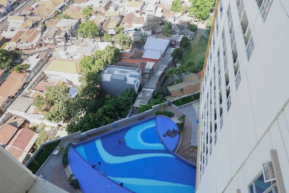 Convenient Studio at Gunawangsa Tidar Apartment