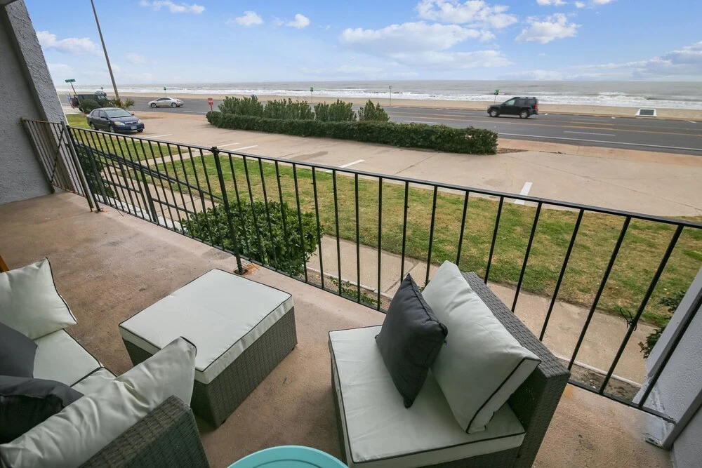 Captain's Cove 105