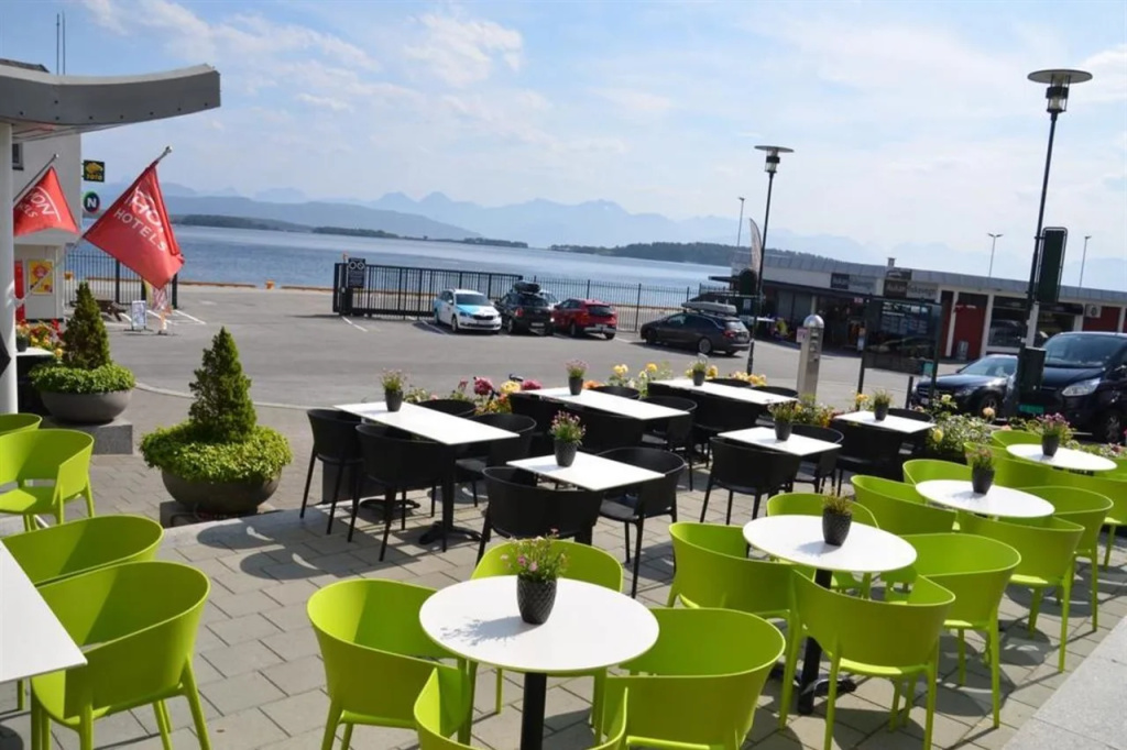 Thon Hotel Moldefjord