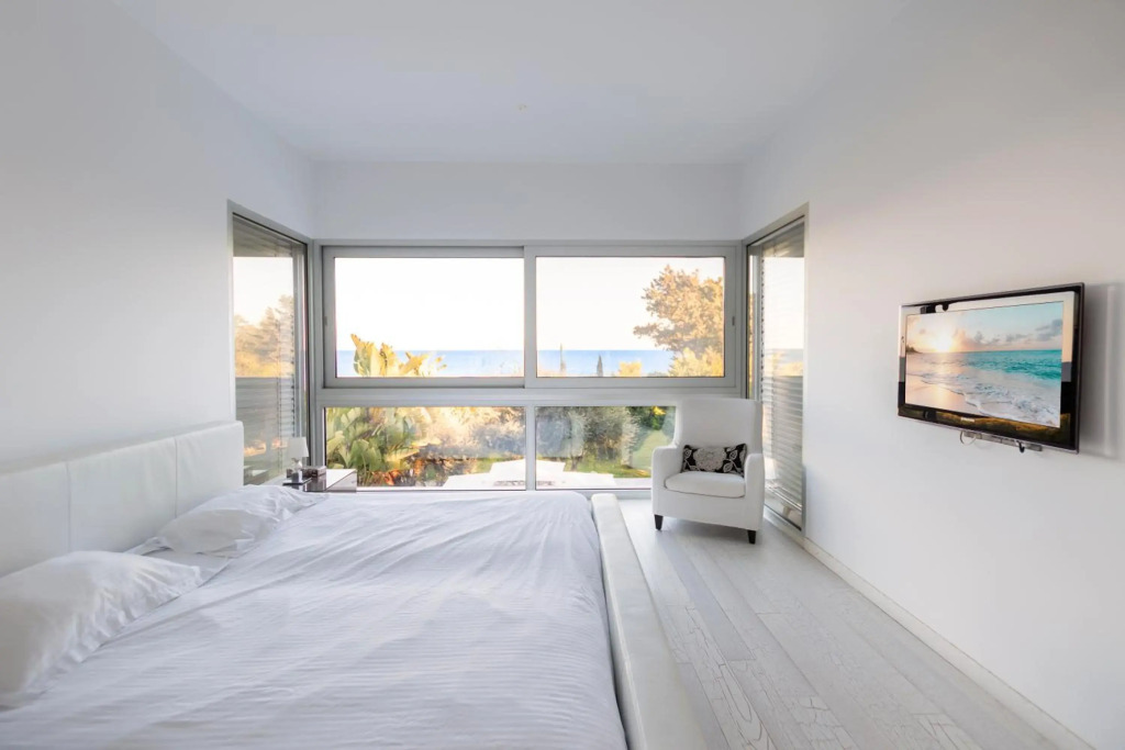 Katerina House