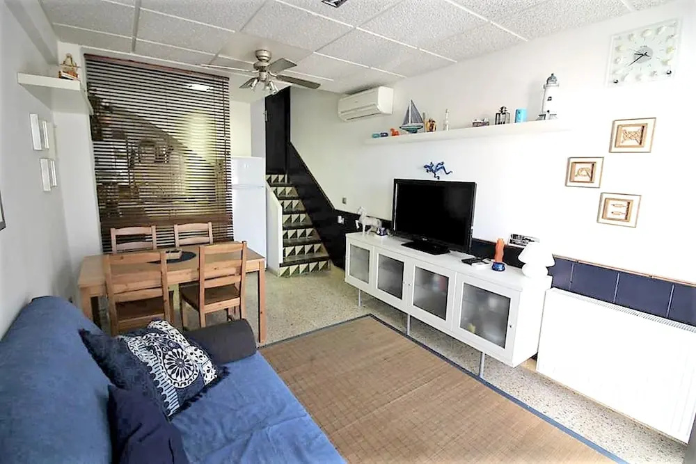 House With one Bedroom in Roses, With Wonderful sea View, Furnished Terrace and Wifi Near the Beach