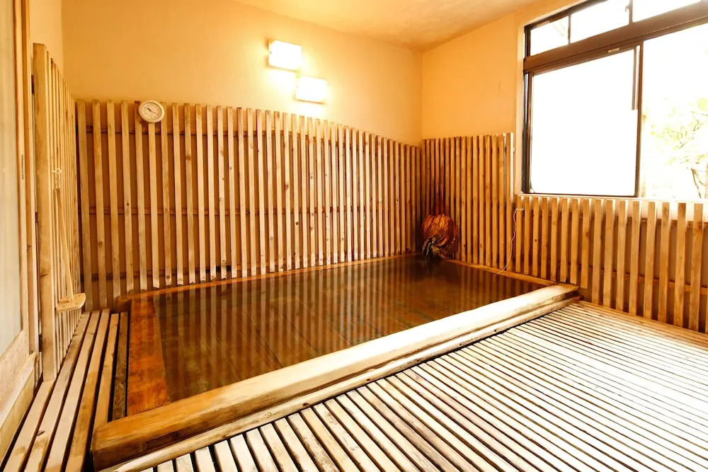 Albergo Yuraku