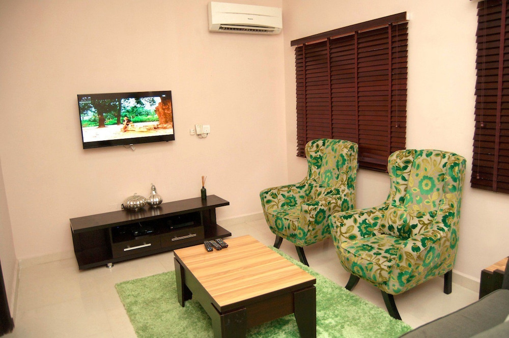 Wendo Court Apartments
