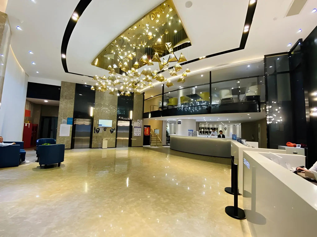 Echarm Hotel (Foshan Huangqi)