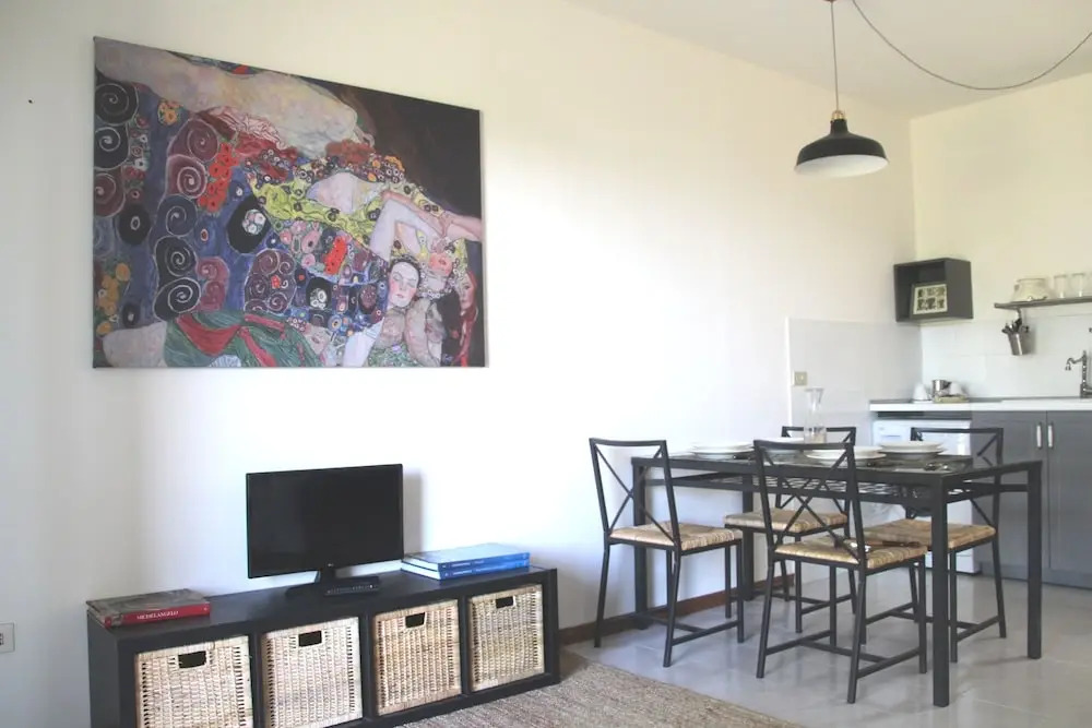 Genius Apartments
