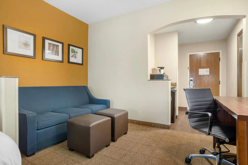 Comfort Suites Monroe