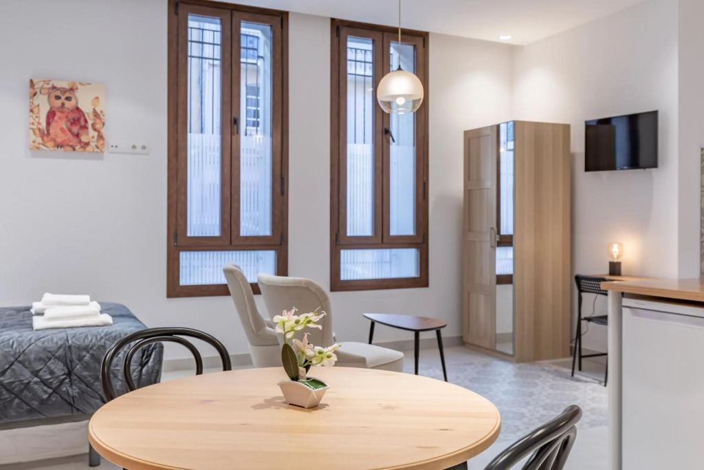 Room close to City Centre