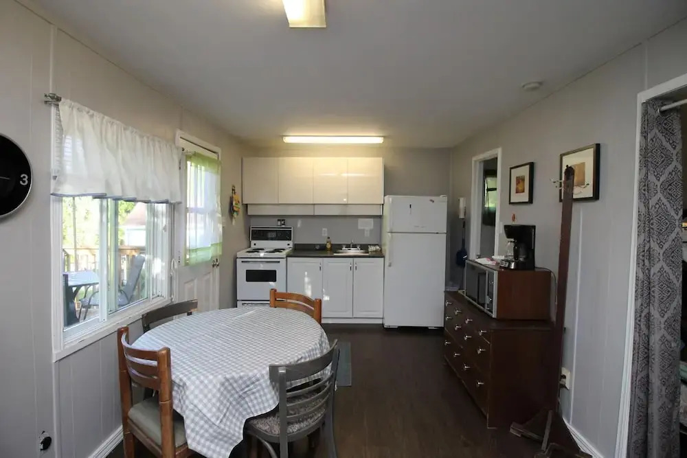 2 Bdrm Country Cottage 4 - Rosewood Cottages