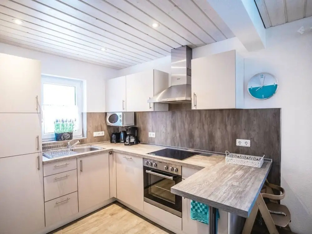 A gem of a Modern Retreat