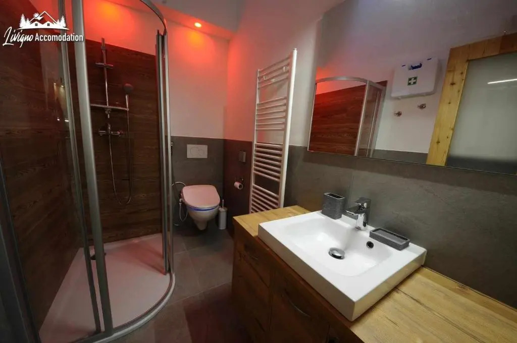 Baita Carosello Apt 6 Appena rinnovato adiacente al Carosello 3000