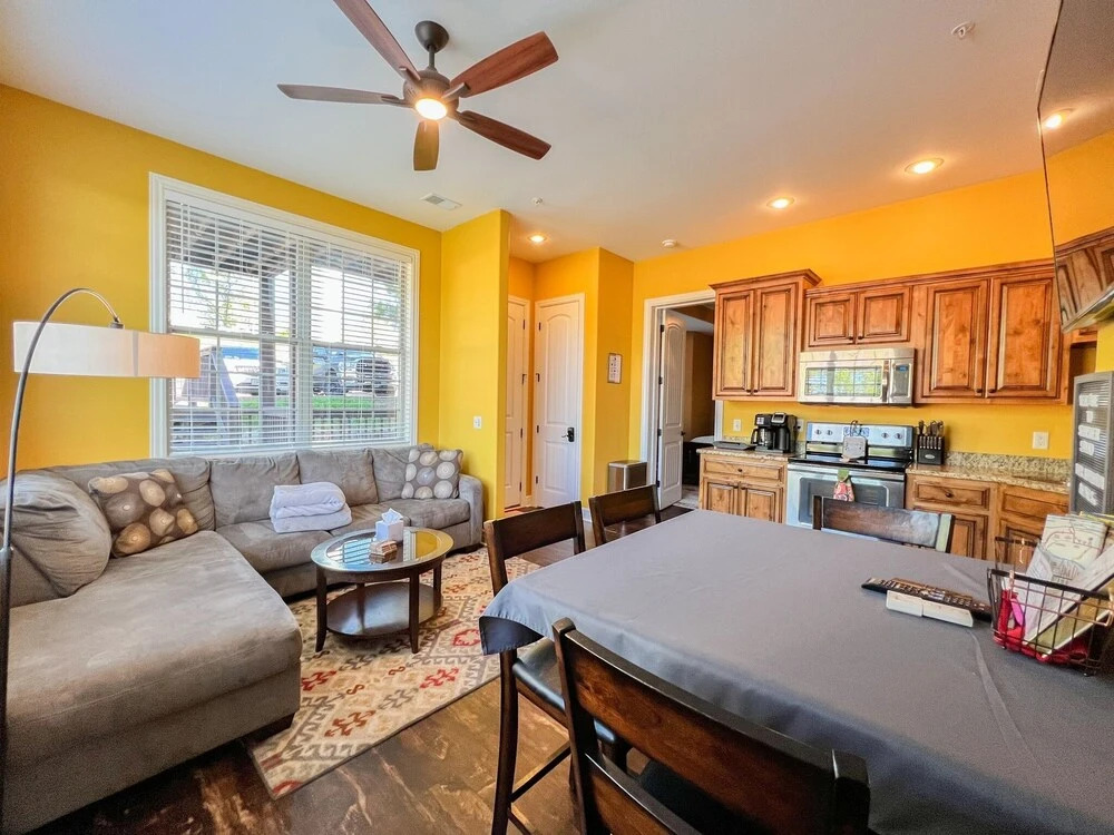 Sightseer Studio 47-4 2 Bedroom Condo