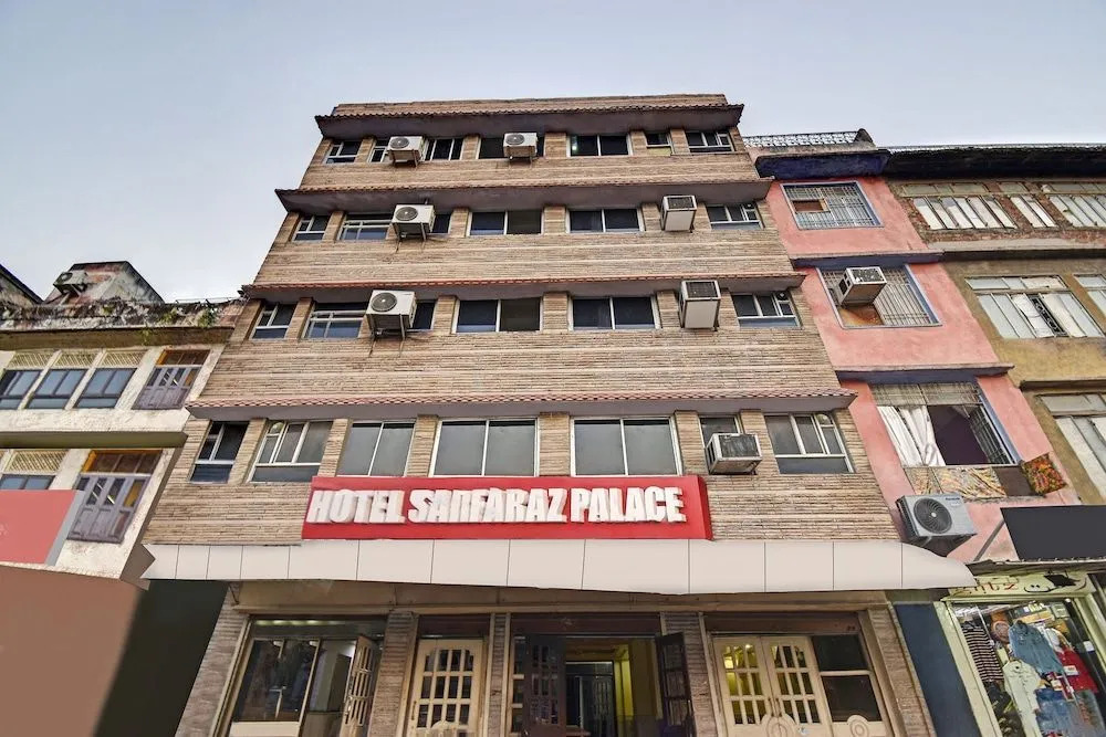SPOT ON 62734 Hotel Sarfaraz Palace