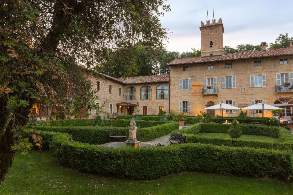 Relais Castello di Razzano