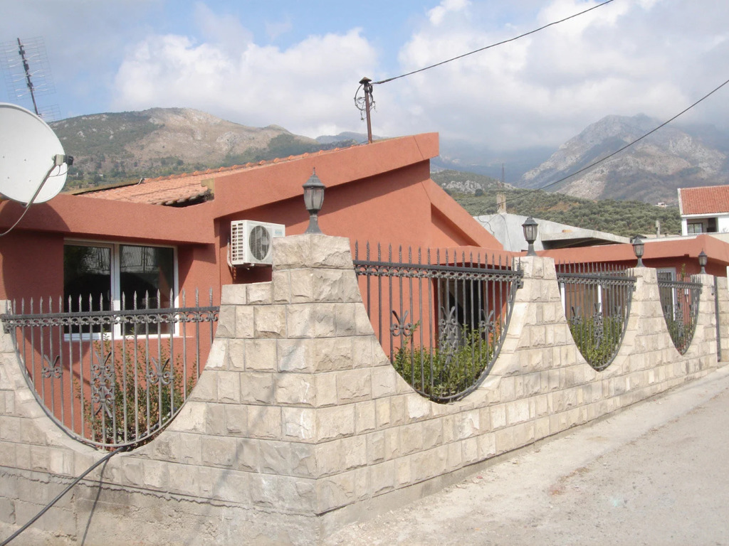 Family House Pavicevic