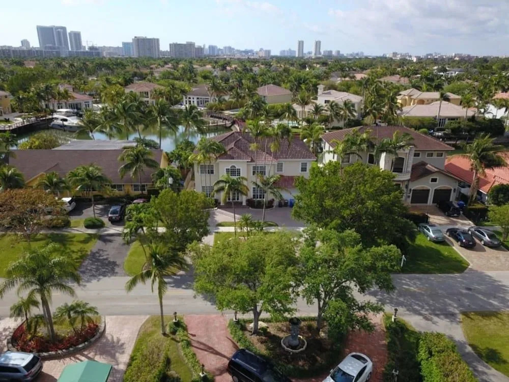 Gorgeous 5 Bedroom Home w/heated Pool Canal Front
