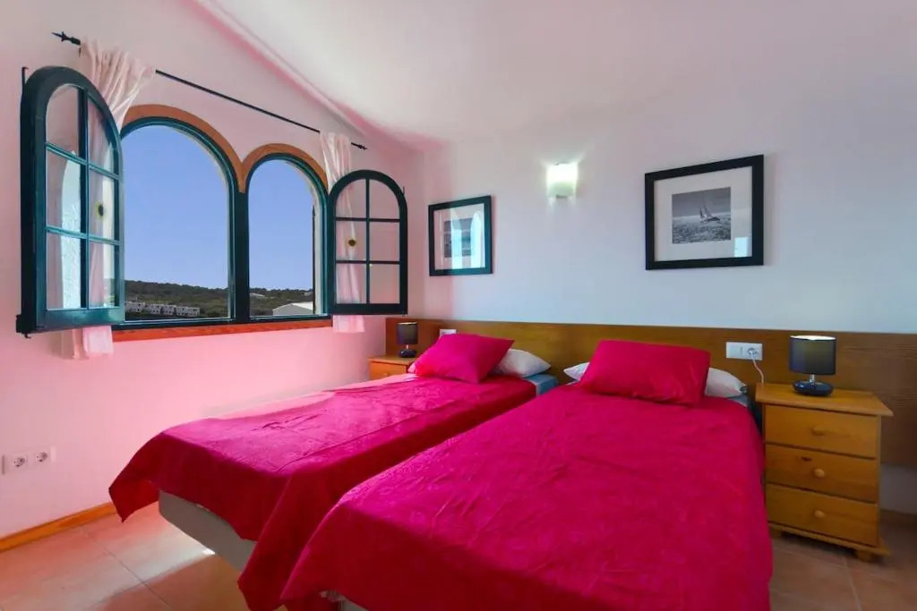 Villa Lira