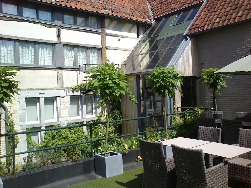 Aparthotel De Beek Anno 1410