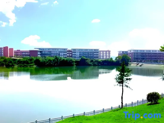 Days Inn Selected Wyndham Yongxing Hotel