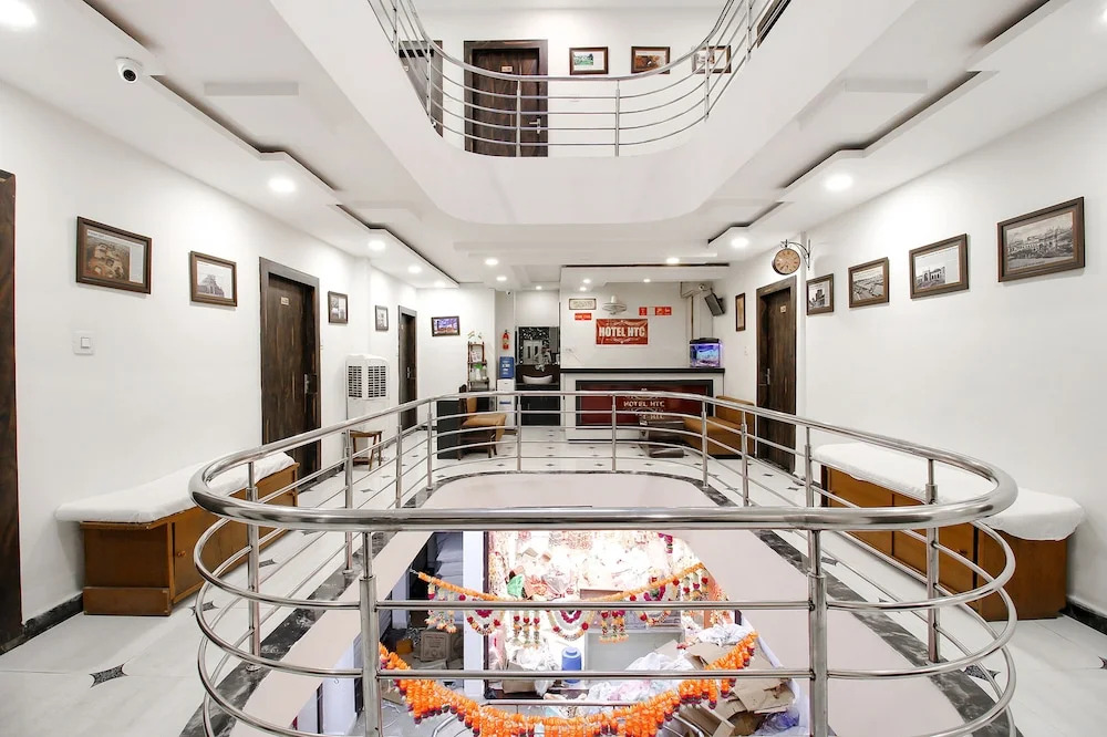 Hotel HTC By OYO Rooms
