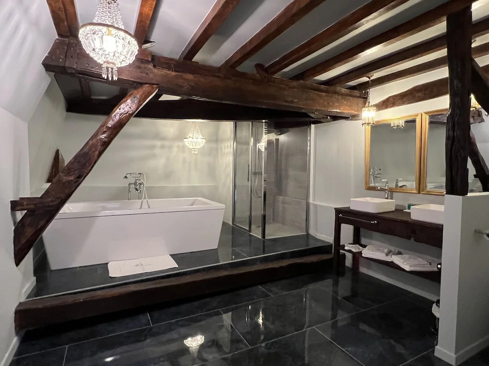 24H LE MANS Château de Lauresse chambres dhôtes Luxe, avec services