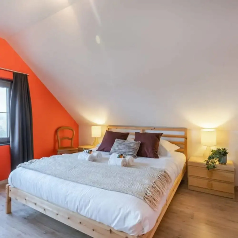 Rustic Family Holiday Home for up to 8 People Located in the Green of the Countryside